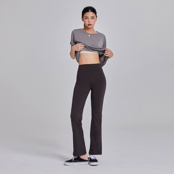 Skullpig wide flare legging, SIZE (XS-S), INSEAM 28, SLIM FIT, “UNWORN” - Picture 3 of 3